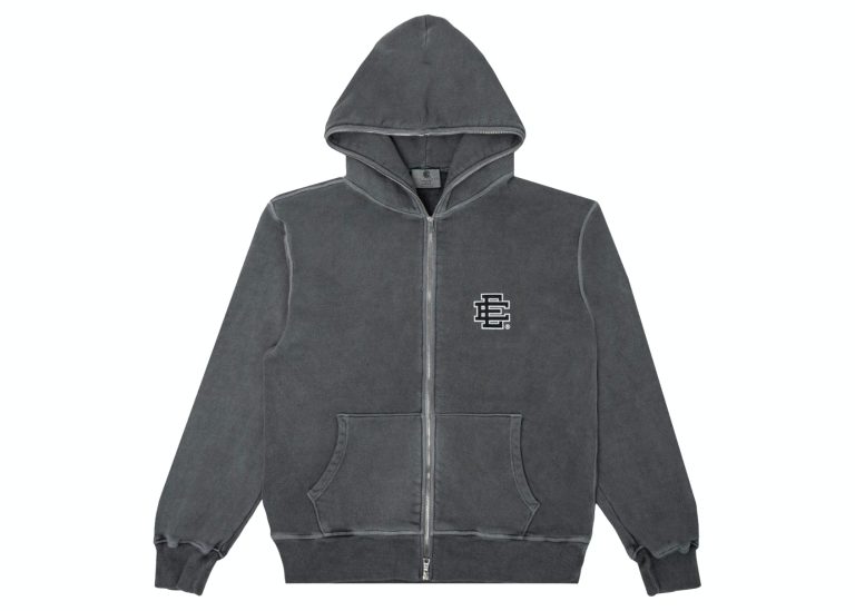 Hoodie Stay Cozy and Fashionable All Year Round!