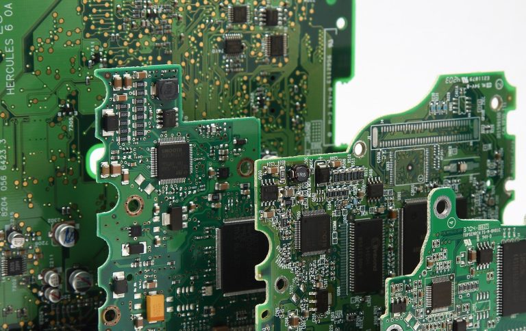 A guide to printed circuit board design services